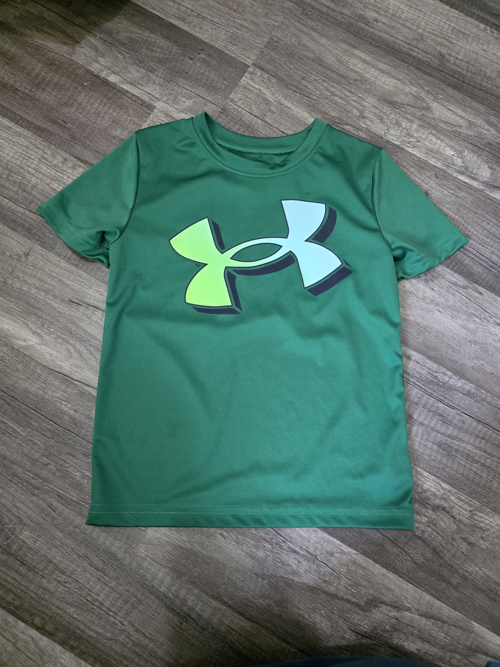 Under Armour Green Short Sleeve Tee with Gradient Logo